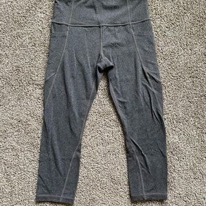 Athleta Grey Capri Leggings